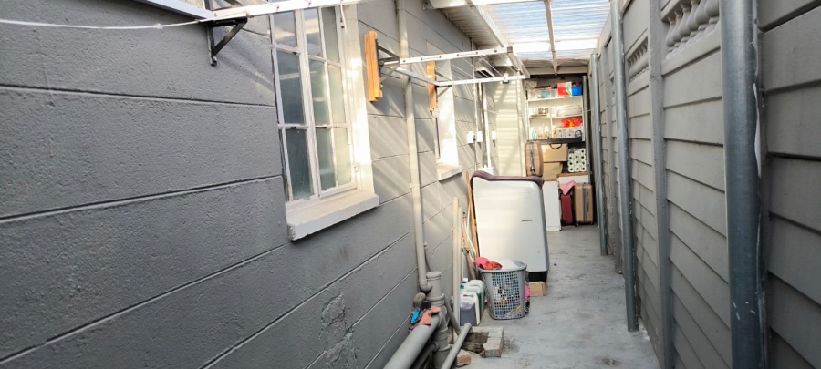 3 Bedroom Property for Sale in New Woodlands Western Cape
